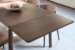 Hot Ansteckplatte Arun Esstische