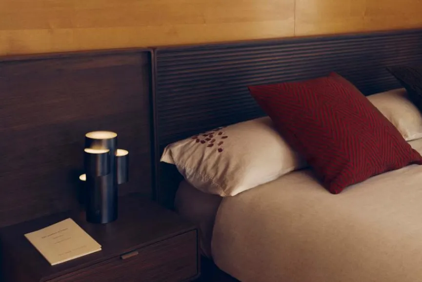 Outlet Bett mit Nachttischen Norlen 160 x 200 cm Betten