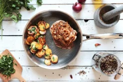 New Bratpfanne Relief Ø 24 cm Pfannen