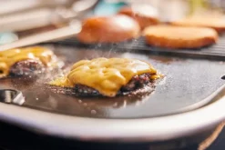 Weber Grillplatte Lumin Compact