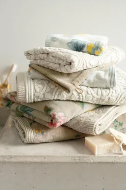 PIP Studio Hand- & Duschtücher|Hand- & Duschtücher|Handtuch Les Fleurs 55 x 100 cm