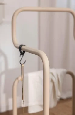 Best Herrendiener James Garderobenständer & -Haken