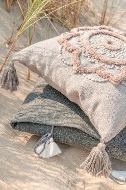 DAHEIM Dekokissen|Dekokissen & -Bezüge|Kissen Blume und Quasten 45 x 45 cm