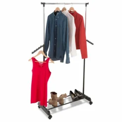 Haku Rollgarderobe Terrassa