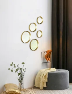 MIRRORS AND MORE Spiegel Lia