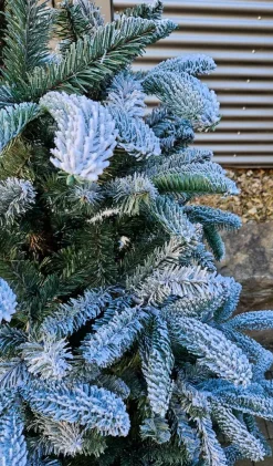 Weihnachtsbaum Schnee 240 cm